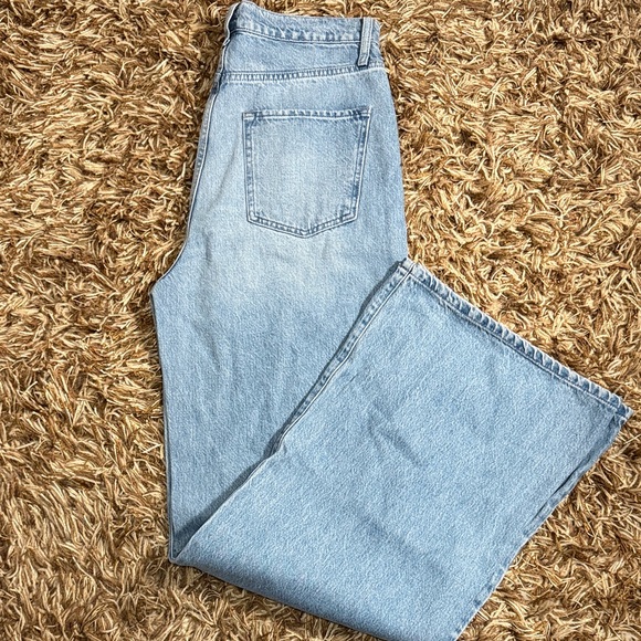 Light Blue Wide Leg Women's Jeans - Picture 5 of 8